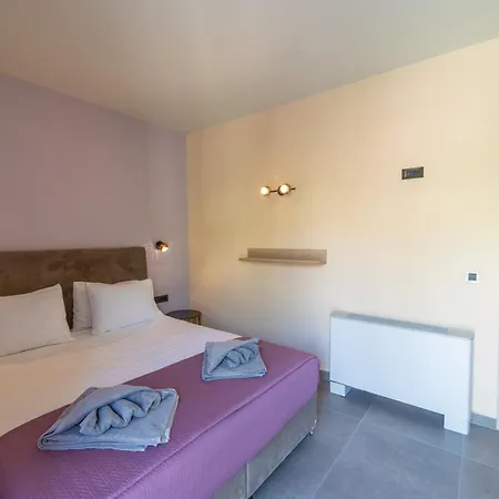 Napier's * Argostóli